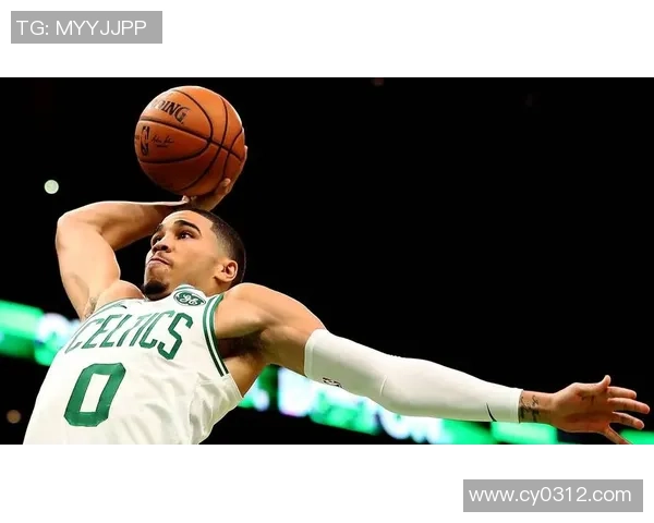 杰森塔图姆：从新星到巨星的篮球成长之路与未来展望